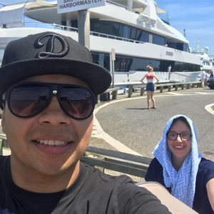 Meet your Posher, Davis